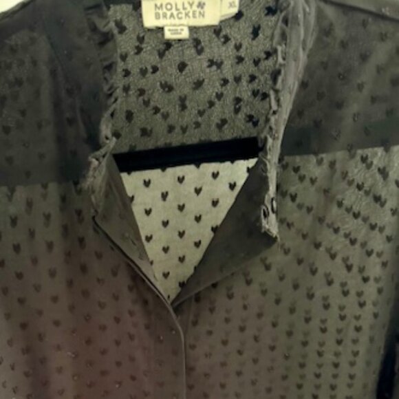 Semi-sheer button up blouse with heart pattern - Picture 2 of 3